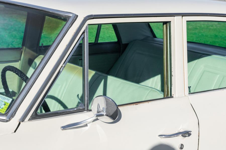 Детали экстерьера Chevrolet Chevy II Nova Sedan (11569) 1966 года  (фото 24 из 102)